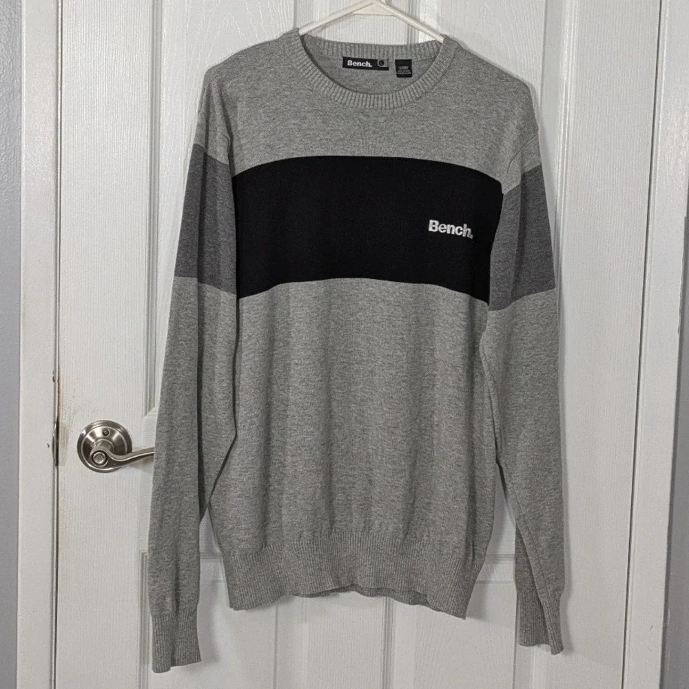 Bench. 100% Cotton Pullover Colorblock Knit Casual Comfy Men's Sweater Size L